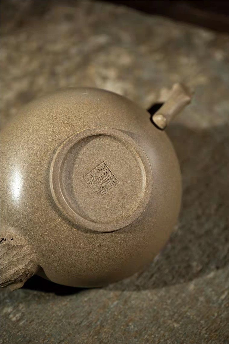 范微琴作品 岁寒三友