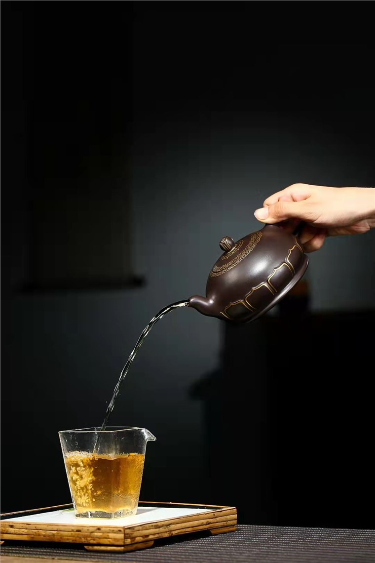 王凤盘作品 莲花绽放