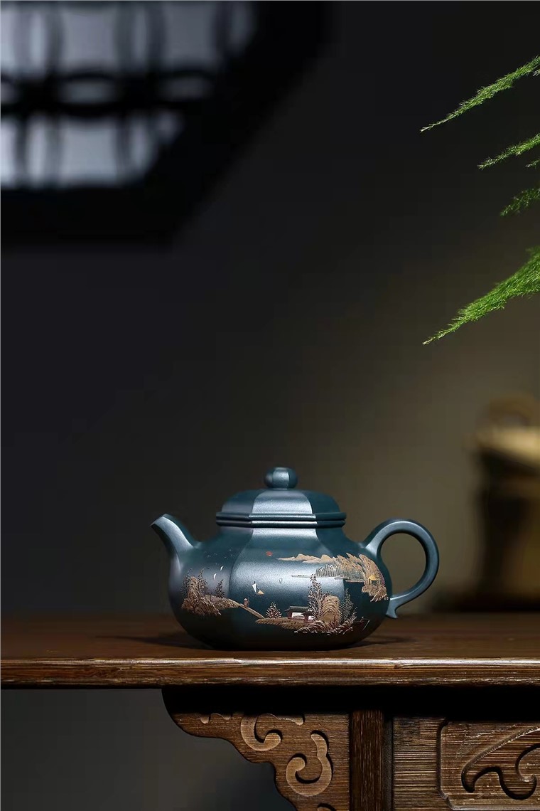 王芳作品 六方容天图片