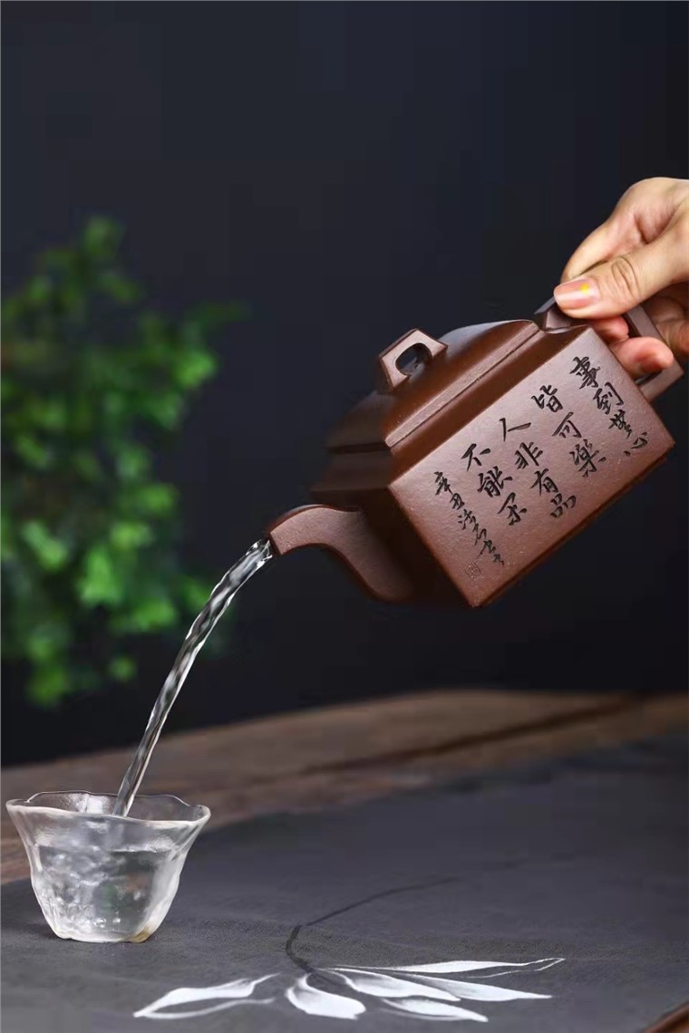 冯杏华作品 亚明四方