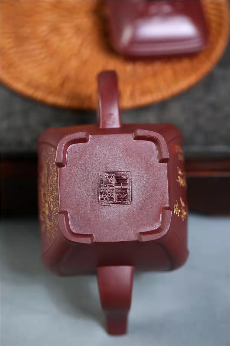 范卓群作品 四方禅心