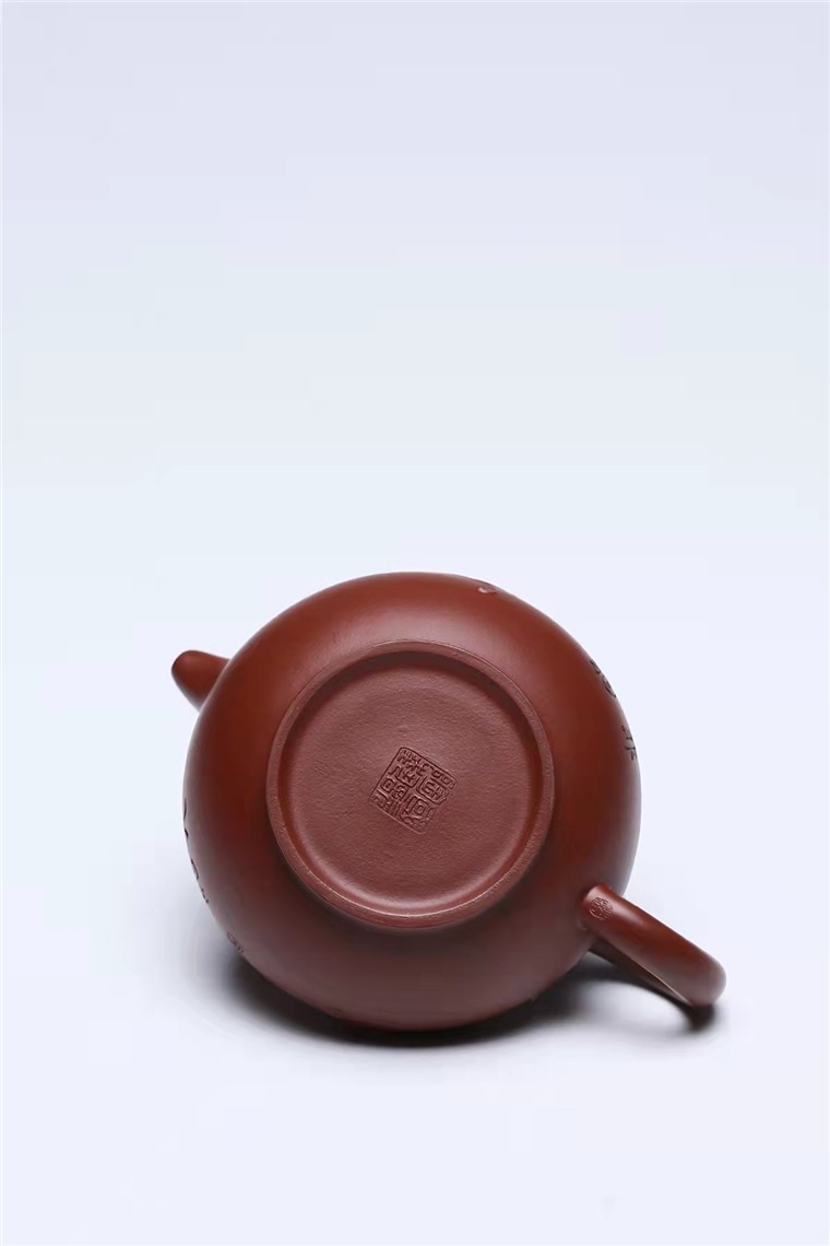 范国歆作品 鱼龙百变