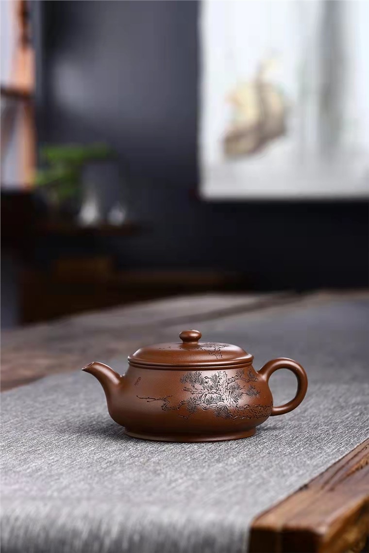 周曙峰作品 矮潘图片