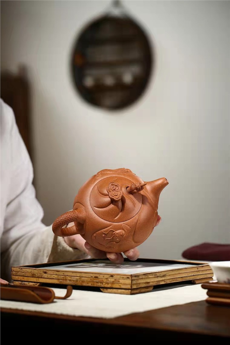 蒋爱英作品 鱼化龙图片