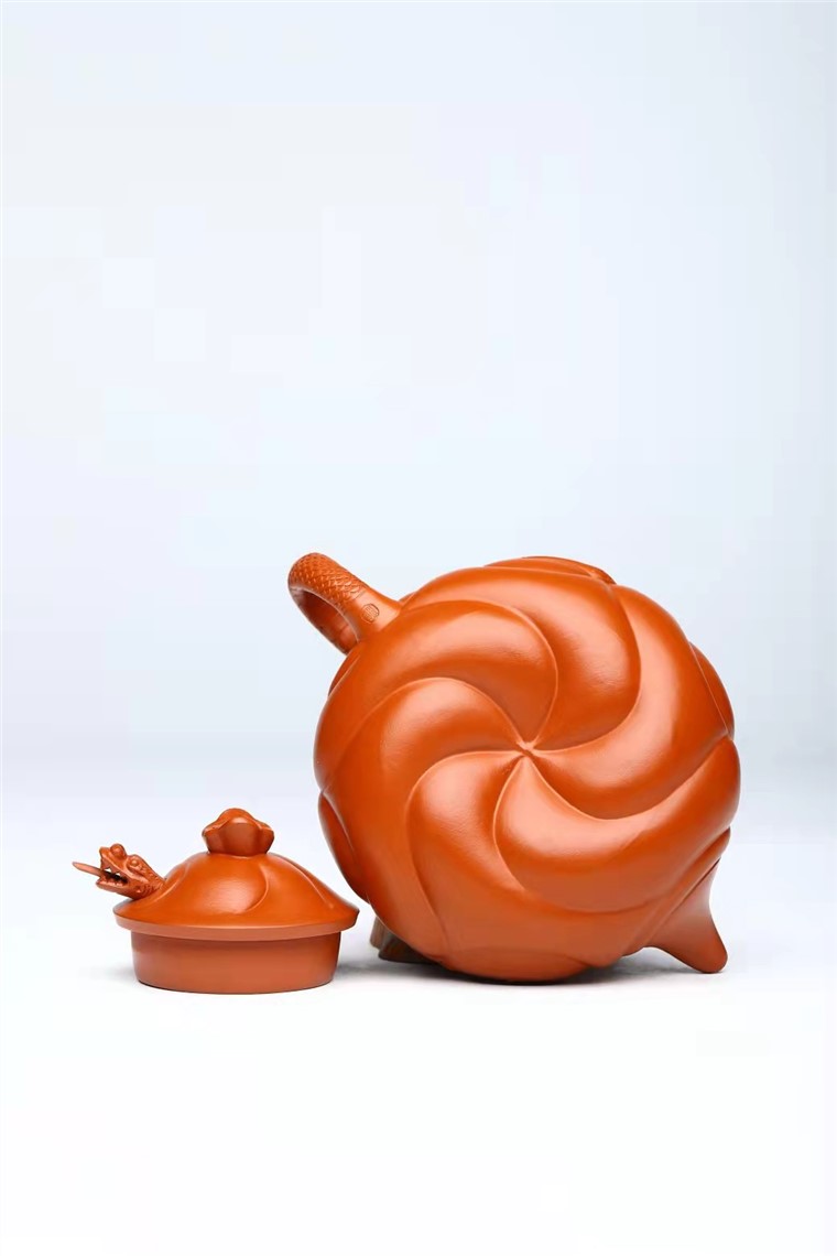 谈敏作品 鱼化龙
