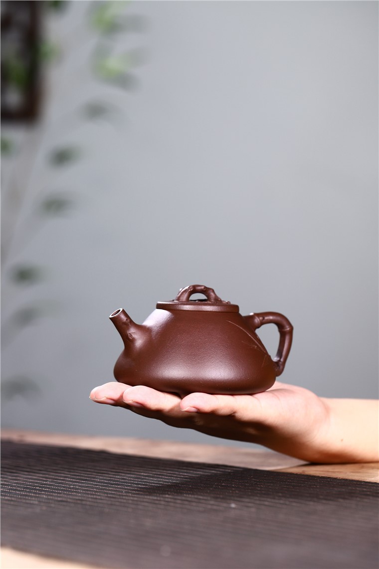 范乃军作品 双清石瓢图片