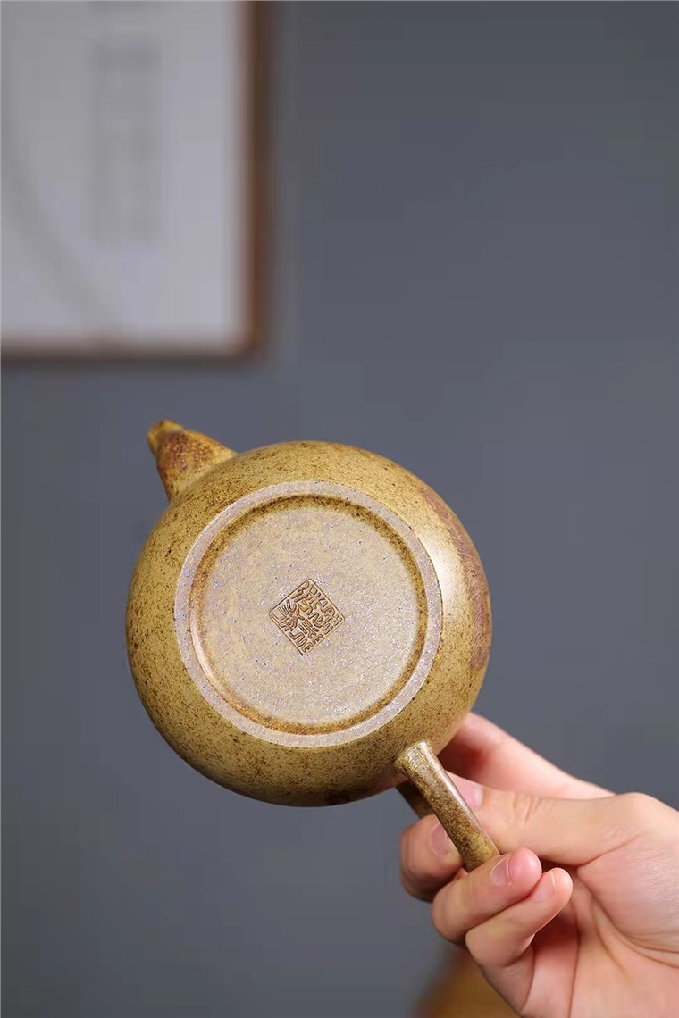 范微琴作品 平盖莲子
