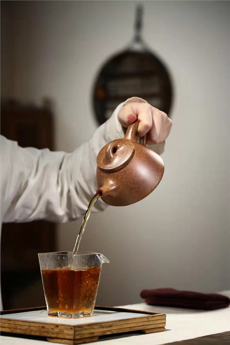 蒋爱英作品 霸王石瓢
