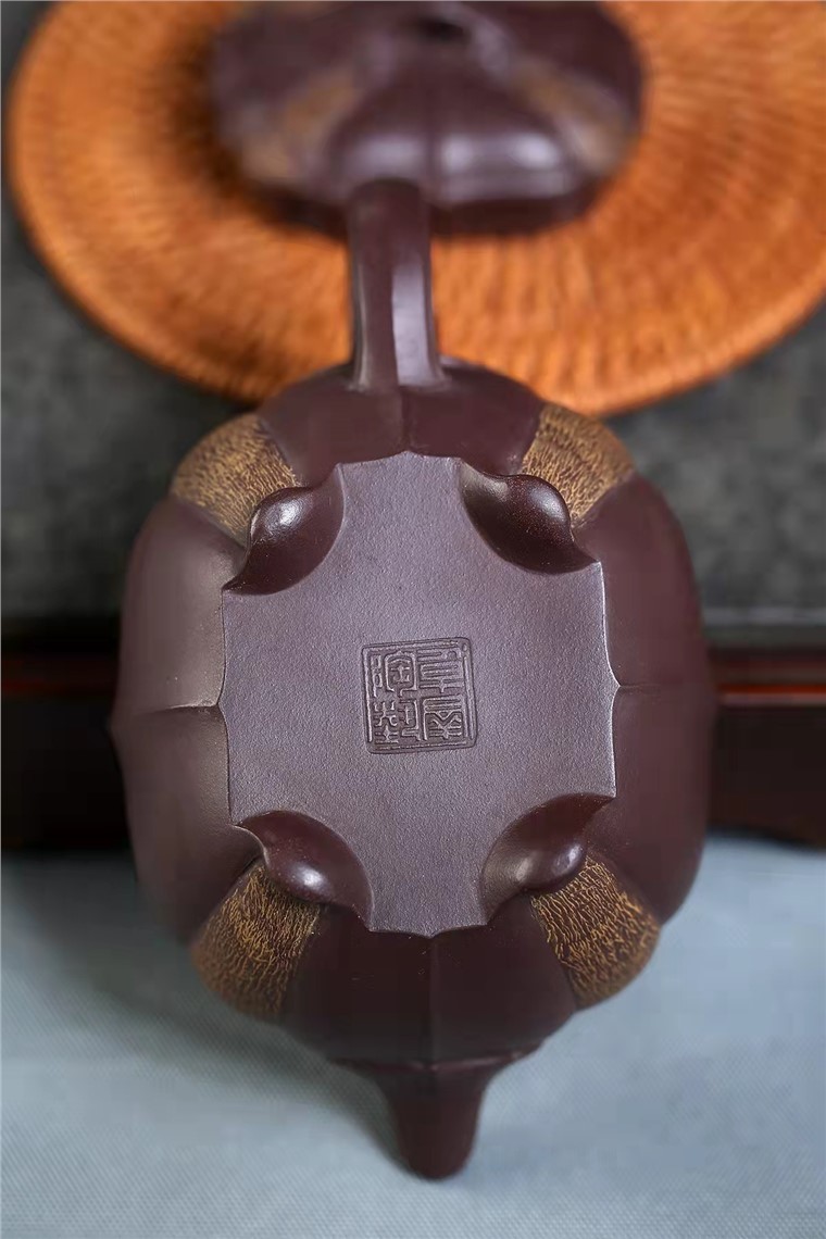 范卓群作品 如意龙蛋