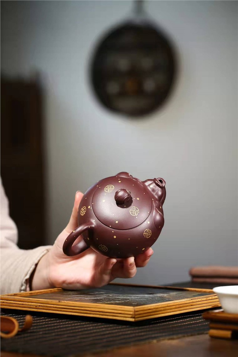 张伟军作品 金猪送福图片