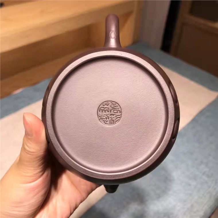 张彩英作品 瑞龙如意