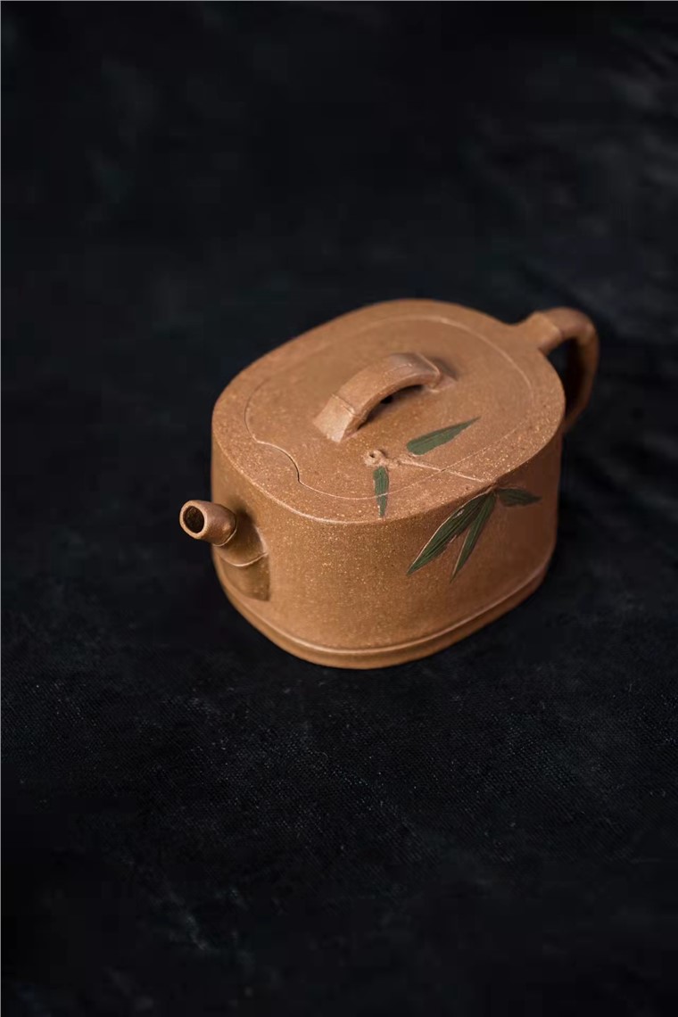 方勤平作品 椭圆竹节壶图片