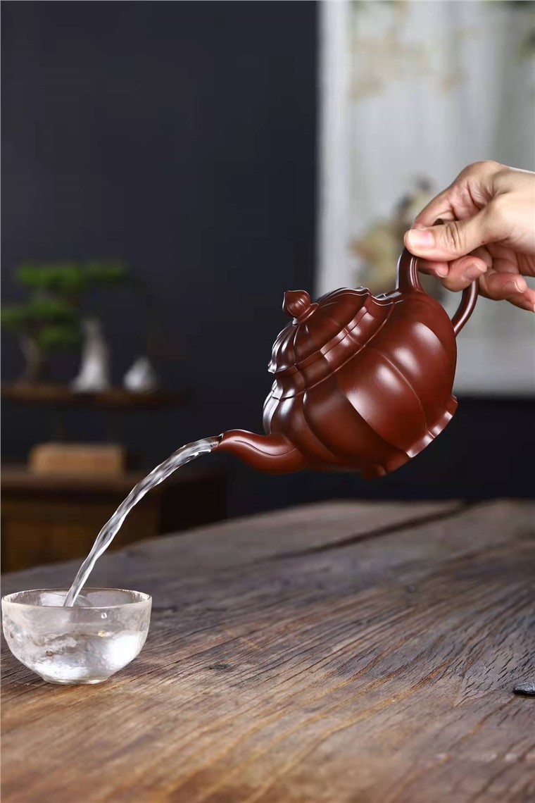 冯杏华作品 筋纹笑樱
