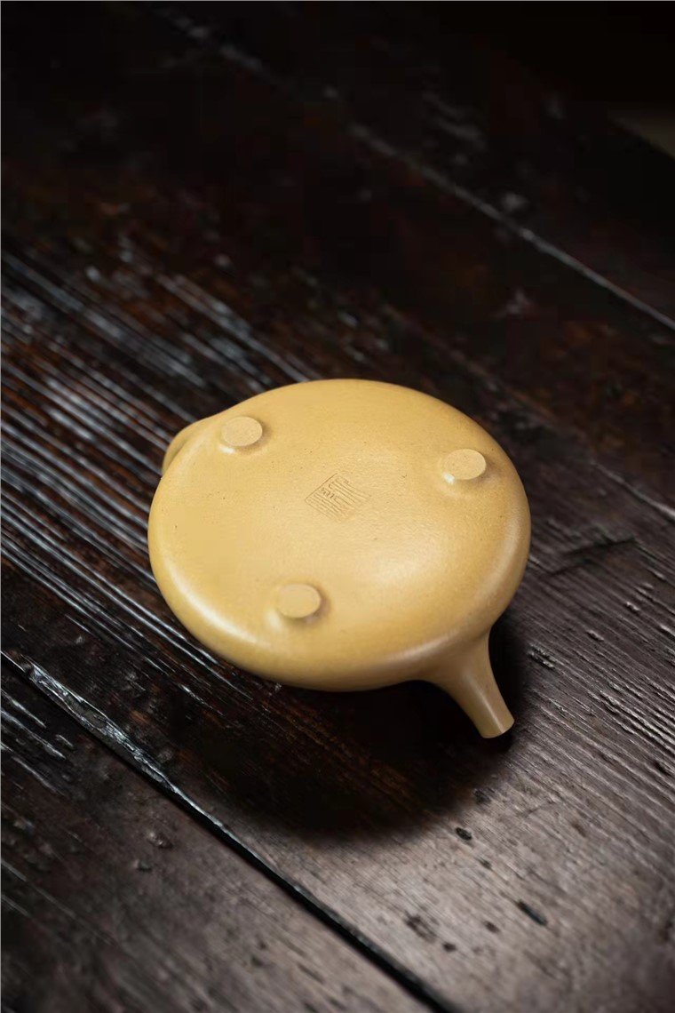 范鹏作品 子冶石瓢