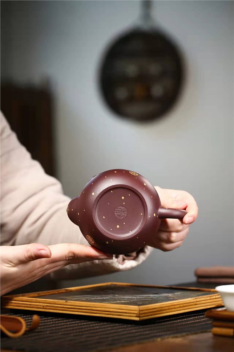 张伟军作品 金猪送福图片
