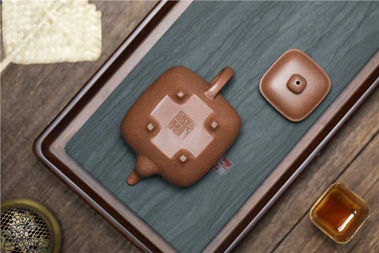 范微琴作品 传炉