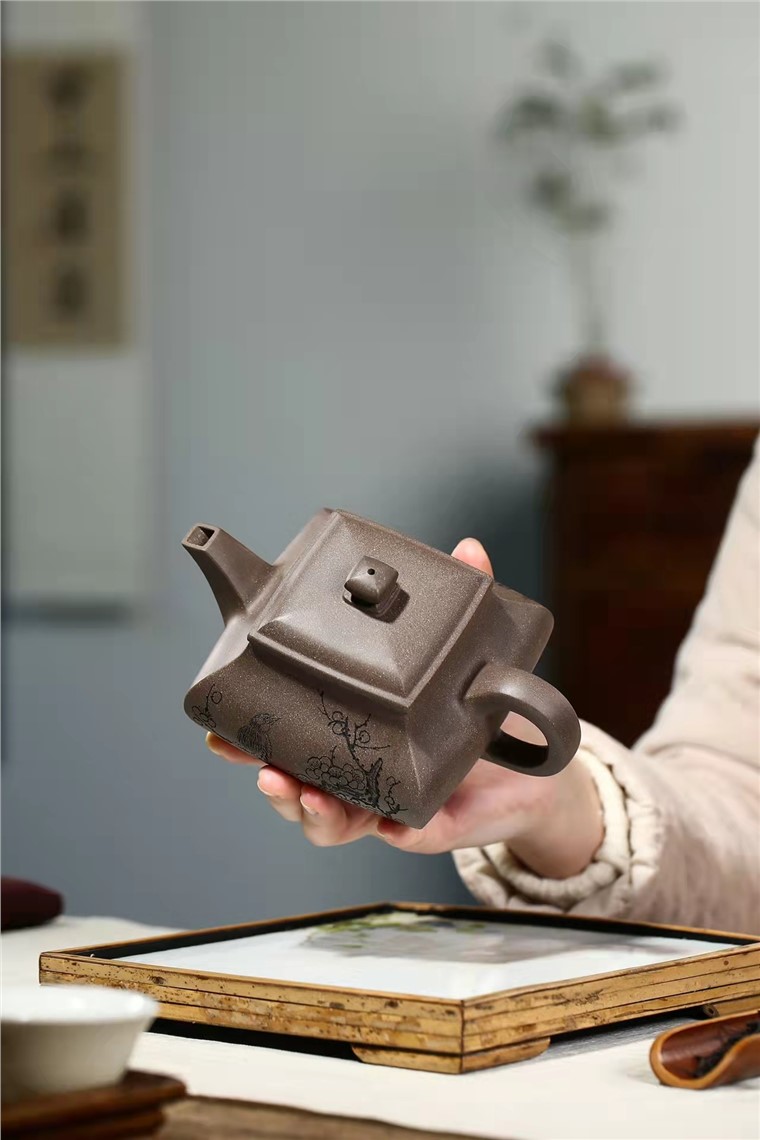 蒋爱英作品 四方明炉图片