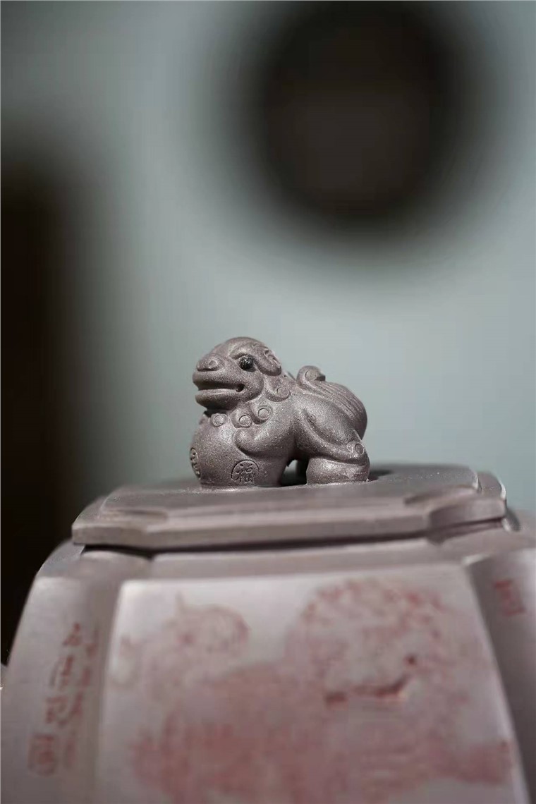 傅跃飞作品 四方狮球图片