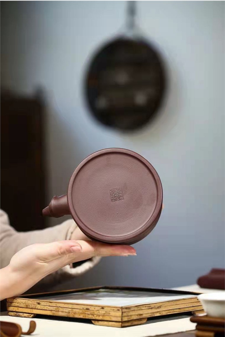 蒋爱英作品 一品竹提梁图片