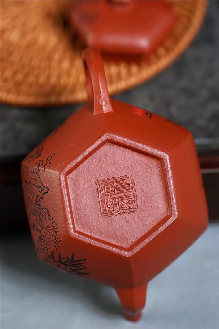 范卓群作品 六方梨形