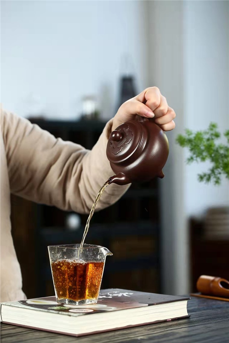 蒋爱英作品 大彬如意