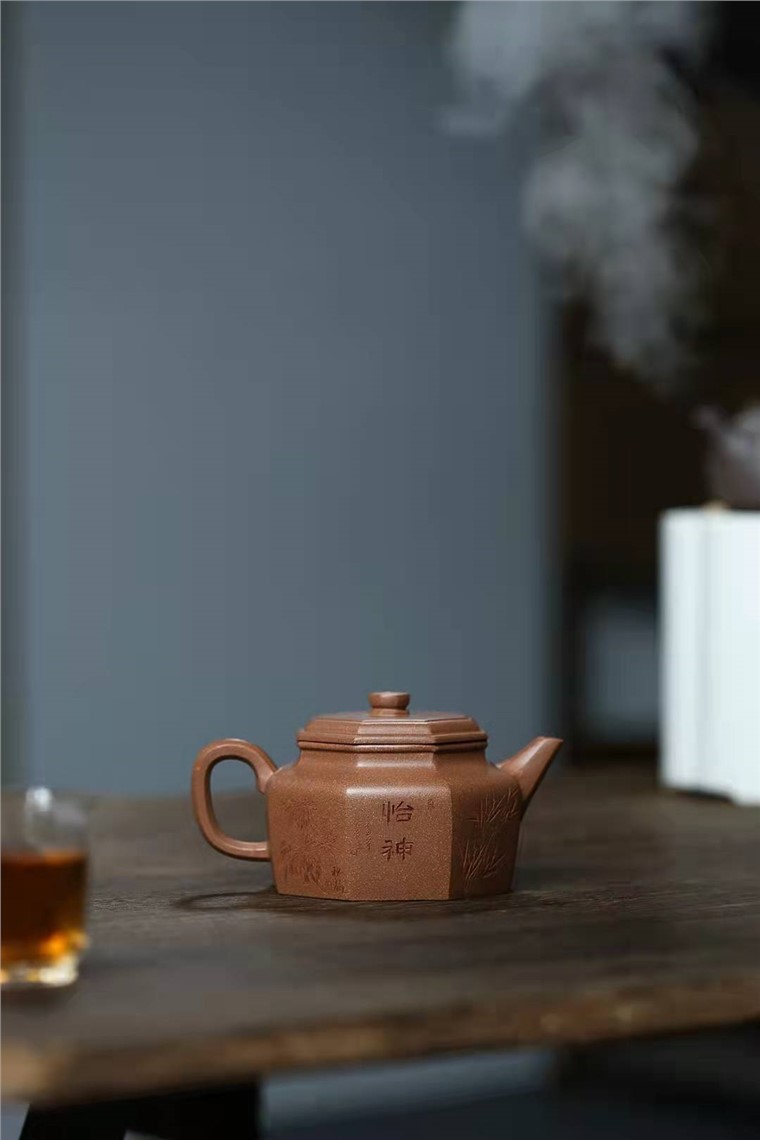 范微琴作品 清逸图片