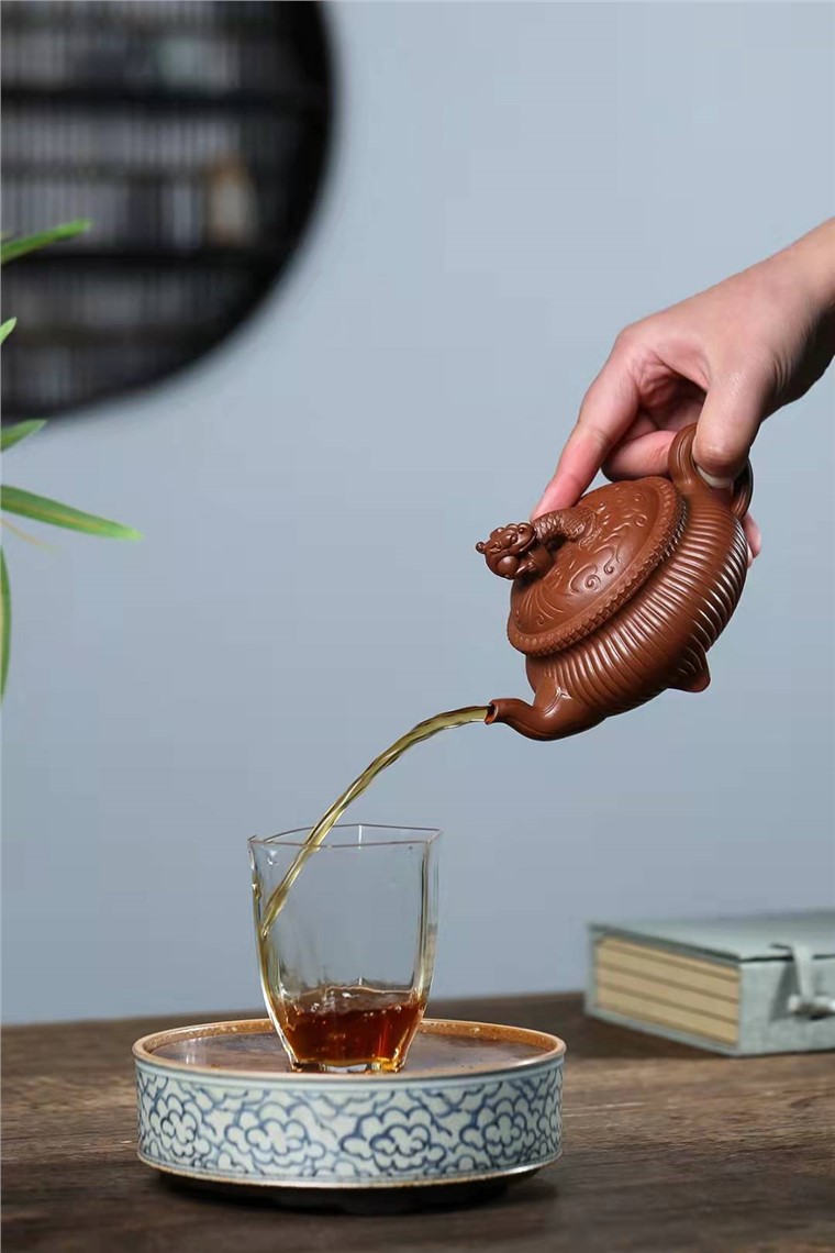 高爱春作品 龙运