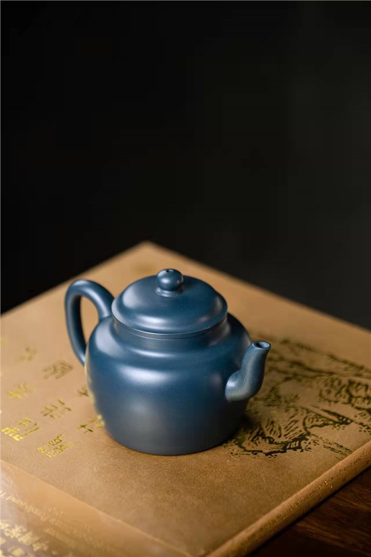 陈菲菲作品 宫灯图片