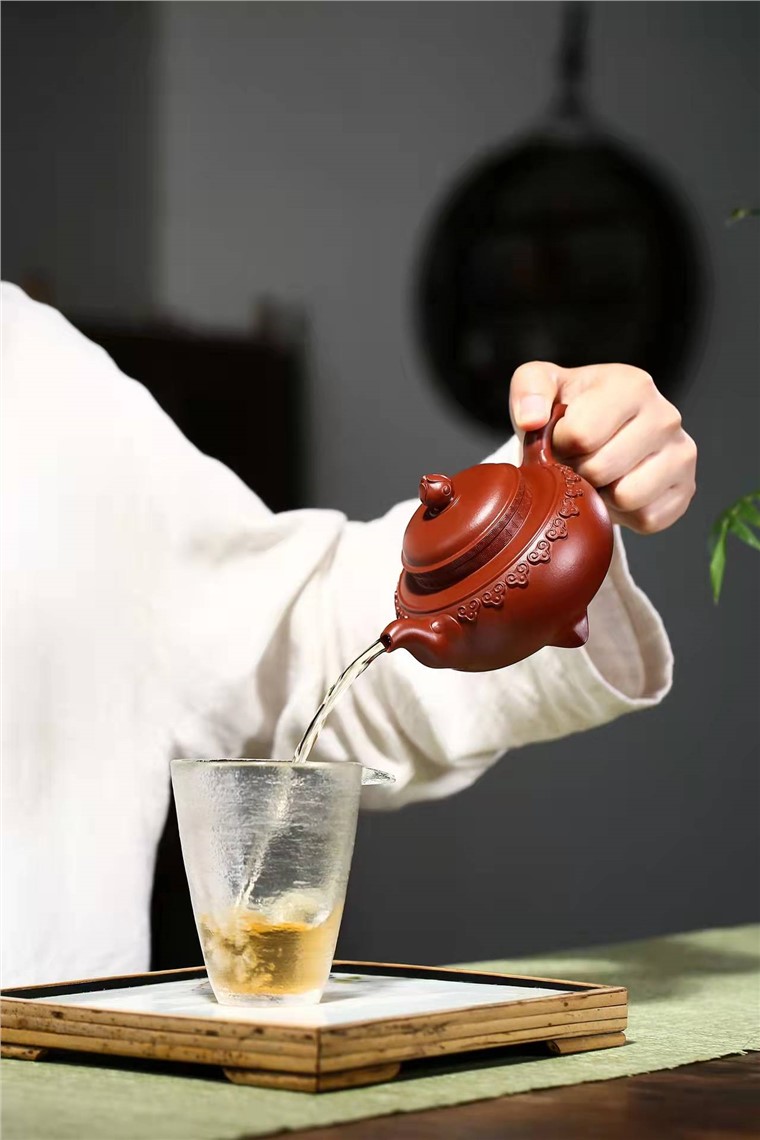 郭超钢作品 云肩如意
