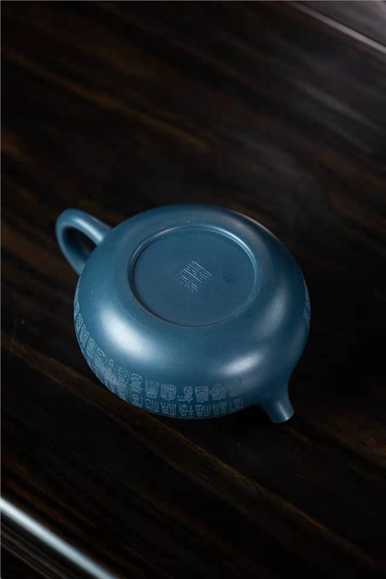 陈菲菲作品 容天