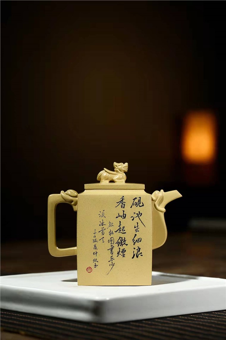 蒋亚平作品 四方瑞狮图片