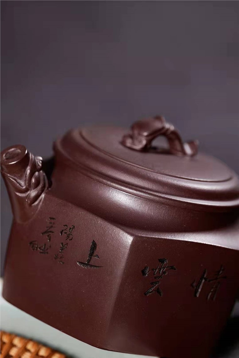 冯小俊作品 六方德钟图片