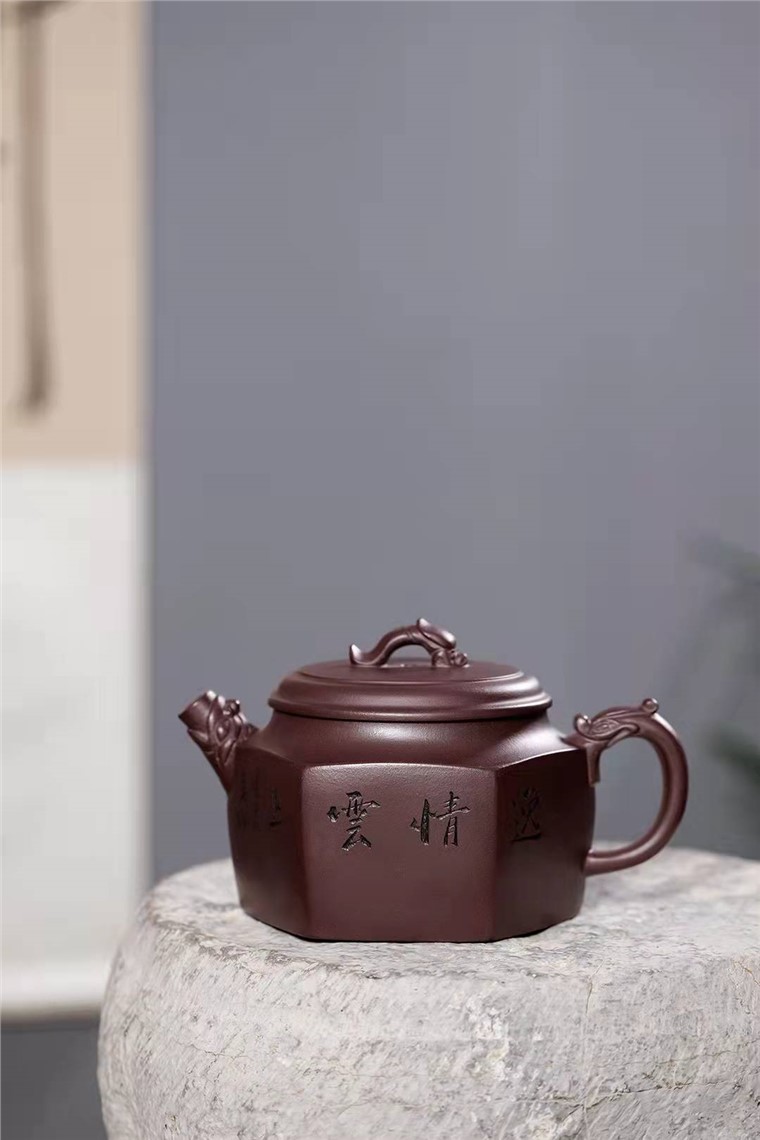 冯小俊作品 六方德钟图片