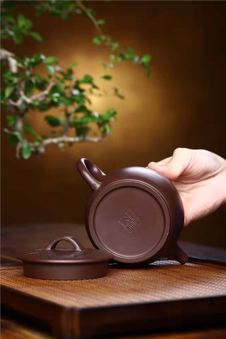钱俊良作品 大口汉瓦图片