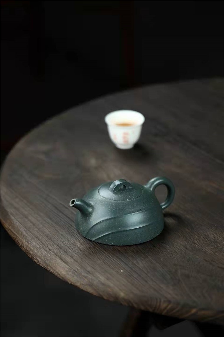 吴静作品 半月图片