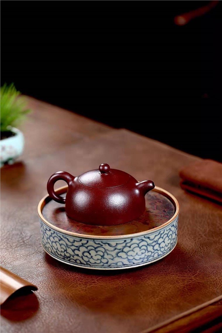 盛中杰作品 半月图片
