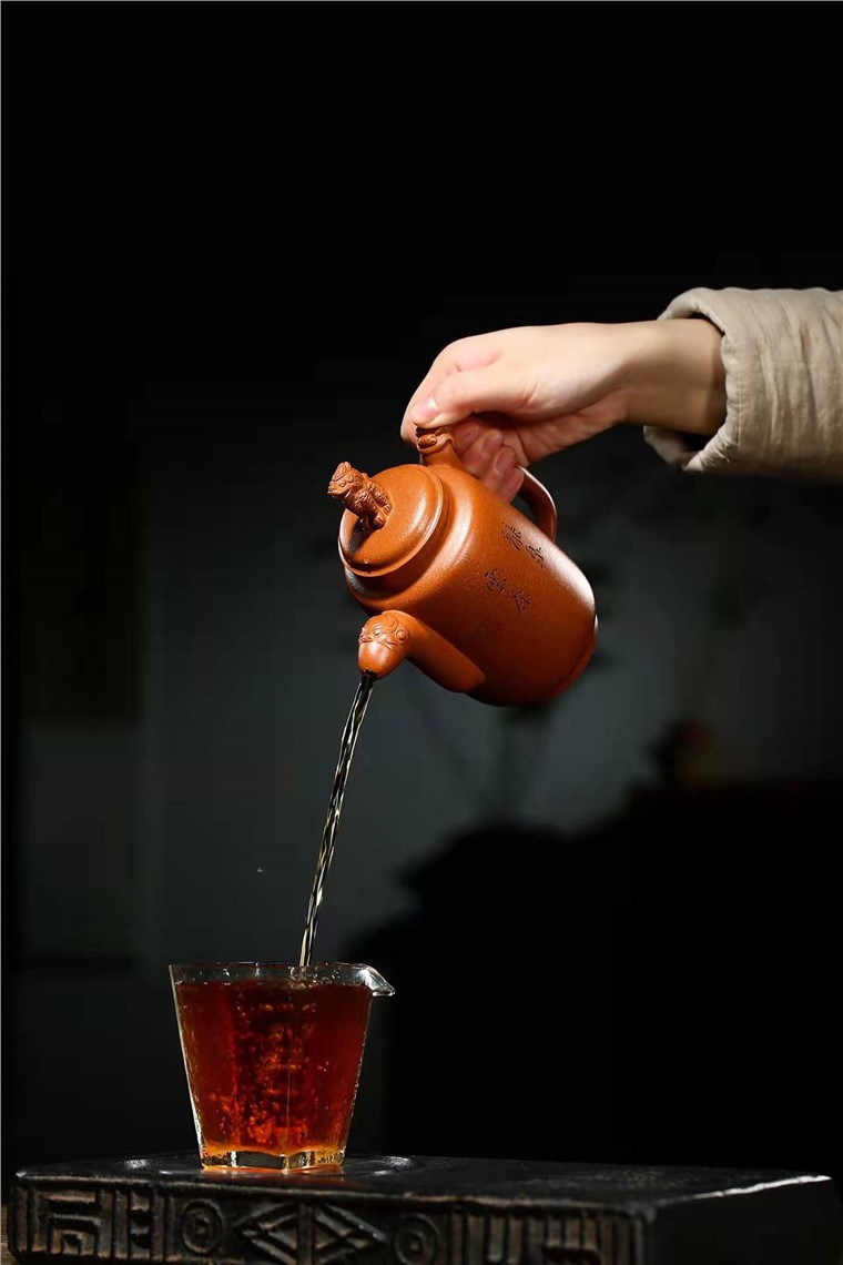 彭玉兰作品 龙御集思