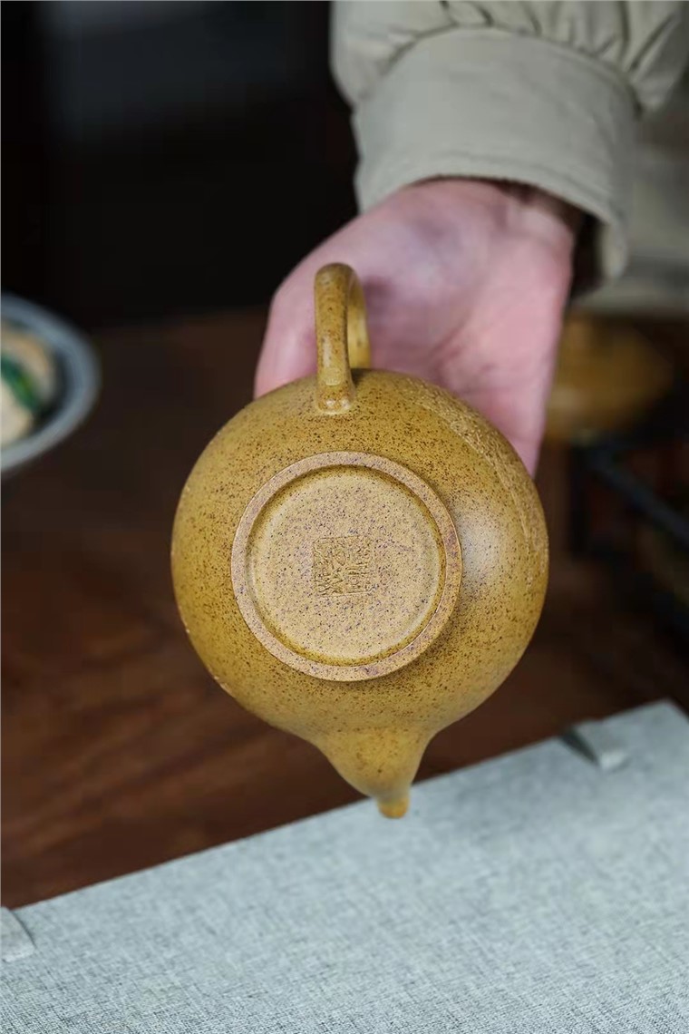 潘国新作品 笑樱