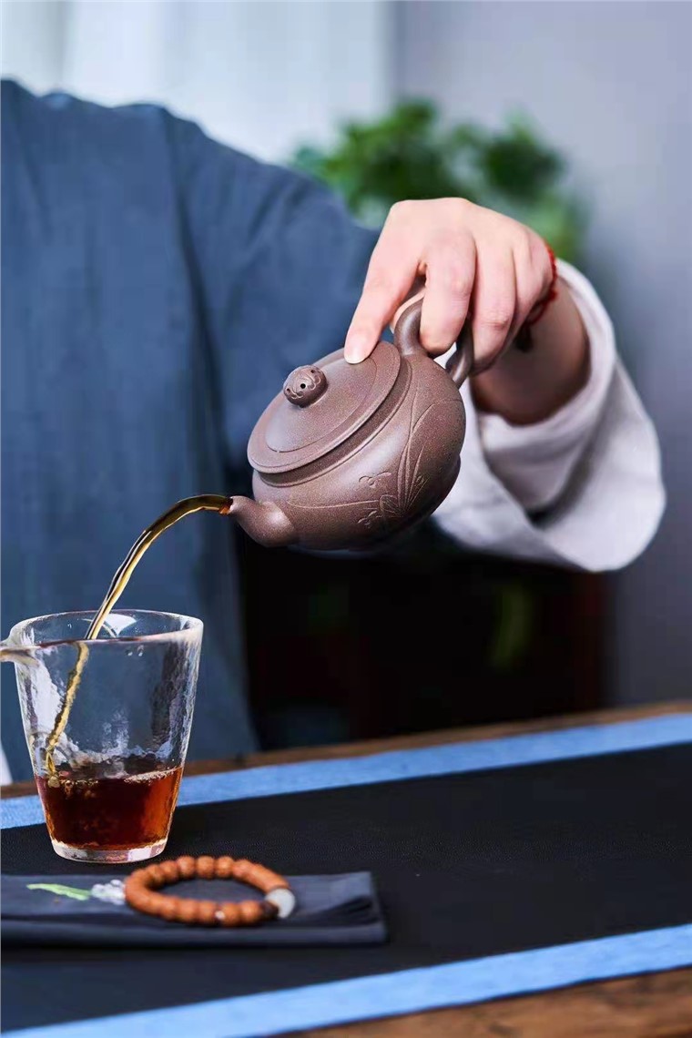 许敏芳作品 宫灯如意壶