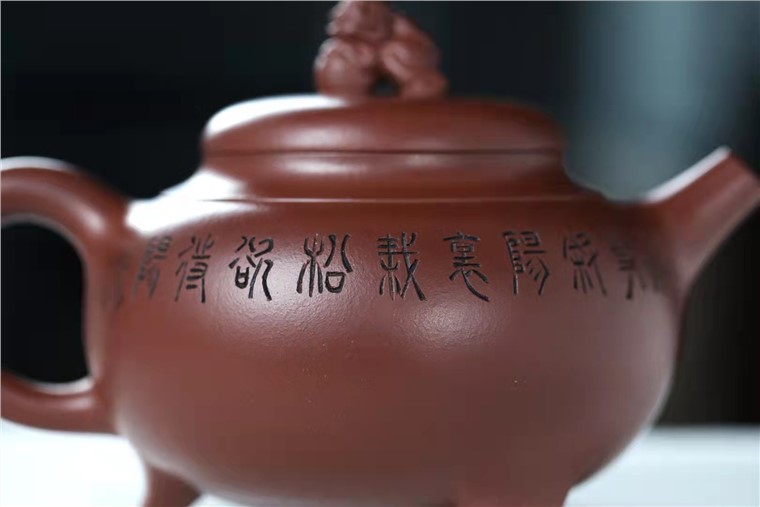 王岳龄作品 狮球图片