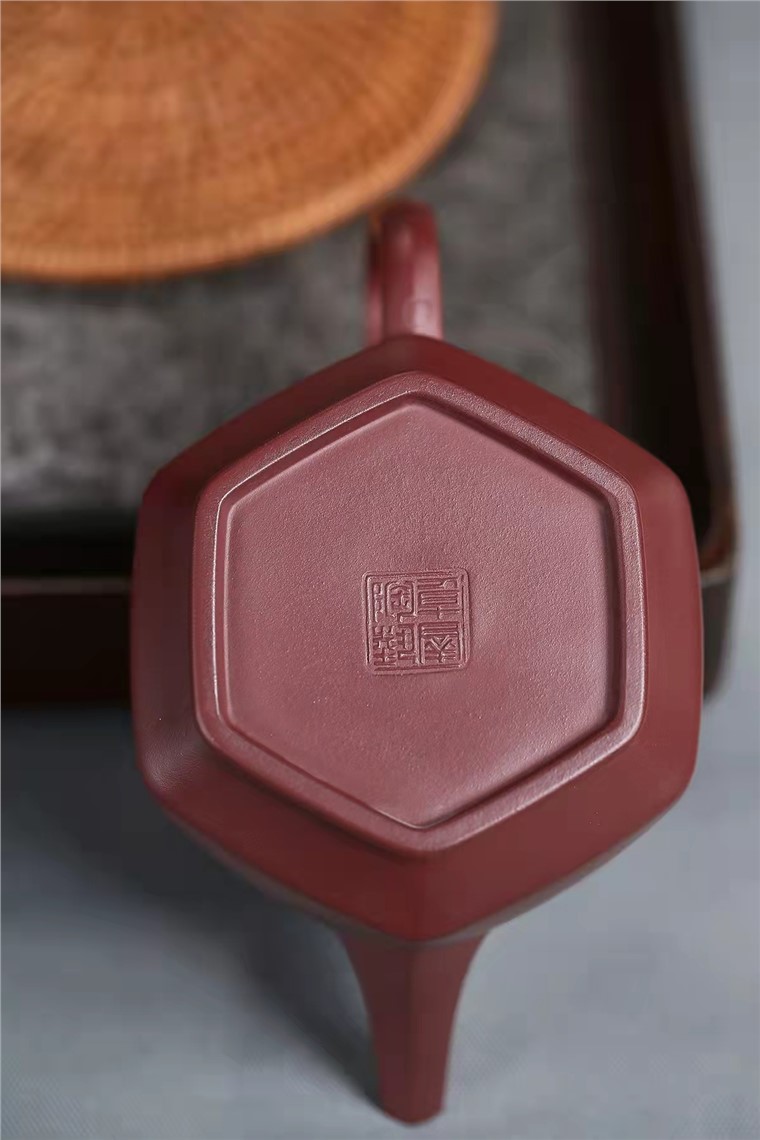 范卓群作品 六方印尘