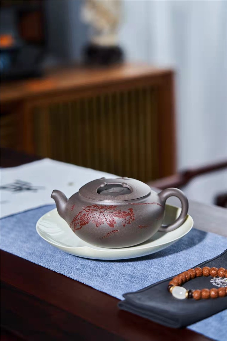 许敏芳作品 牛盖如意壶图片
