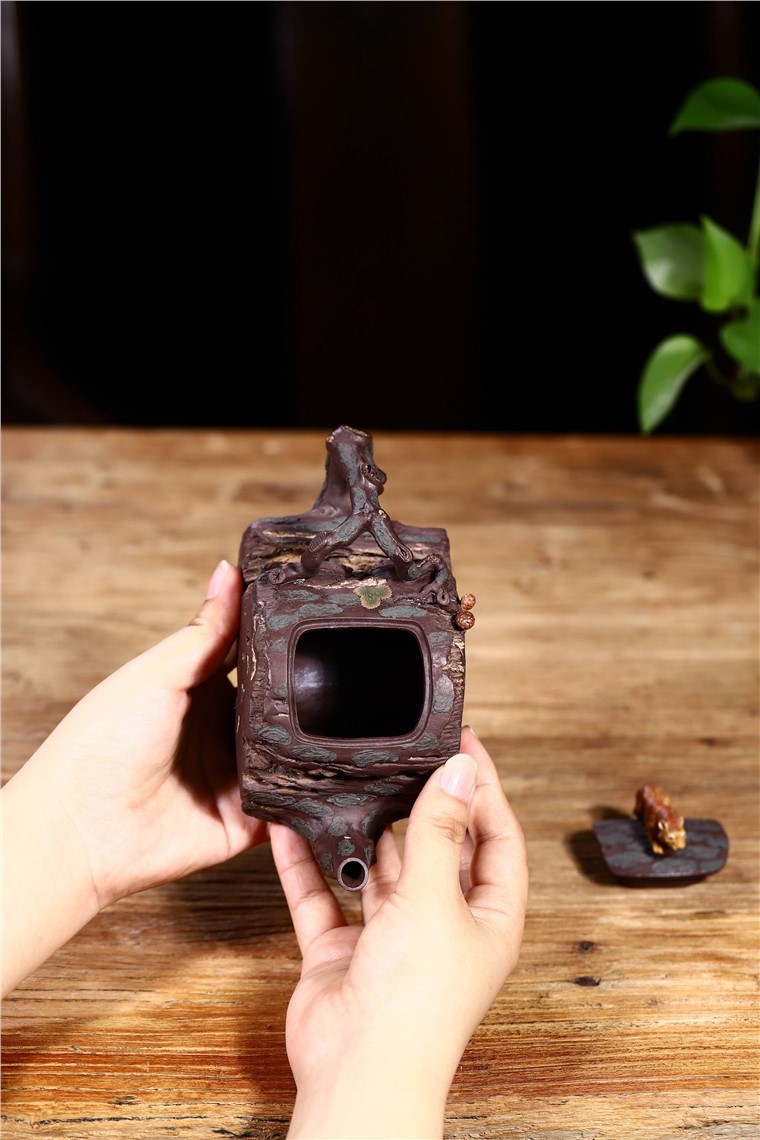 潘俊作品 威震山林