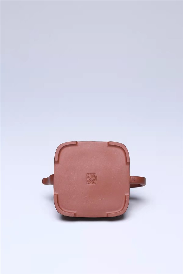 郭余华作品 孤菱