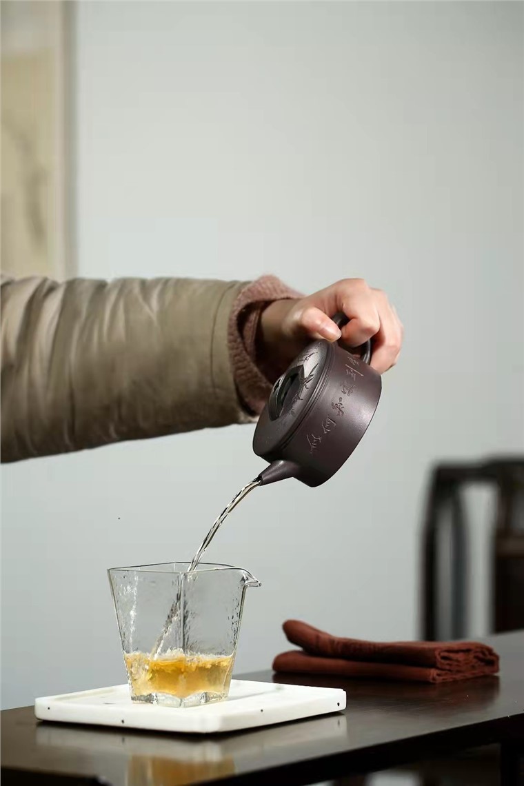 范俊华作品 汉瓦