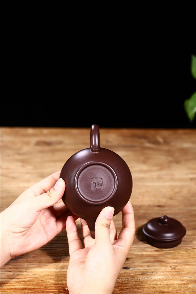 韩洪波作品 笑樱