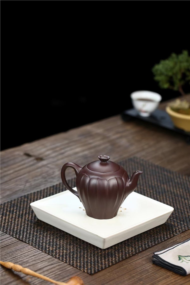 范建中作品 海棠图片