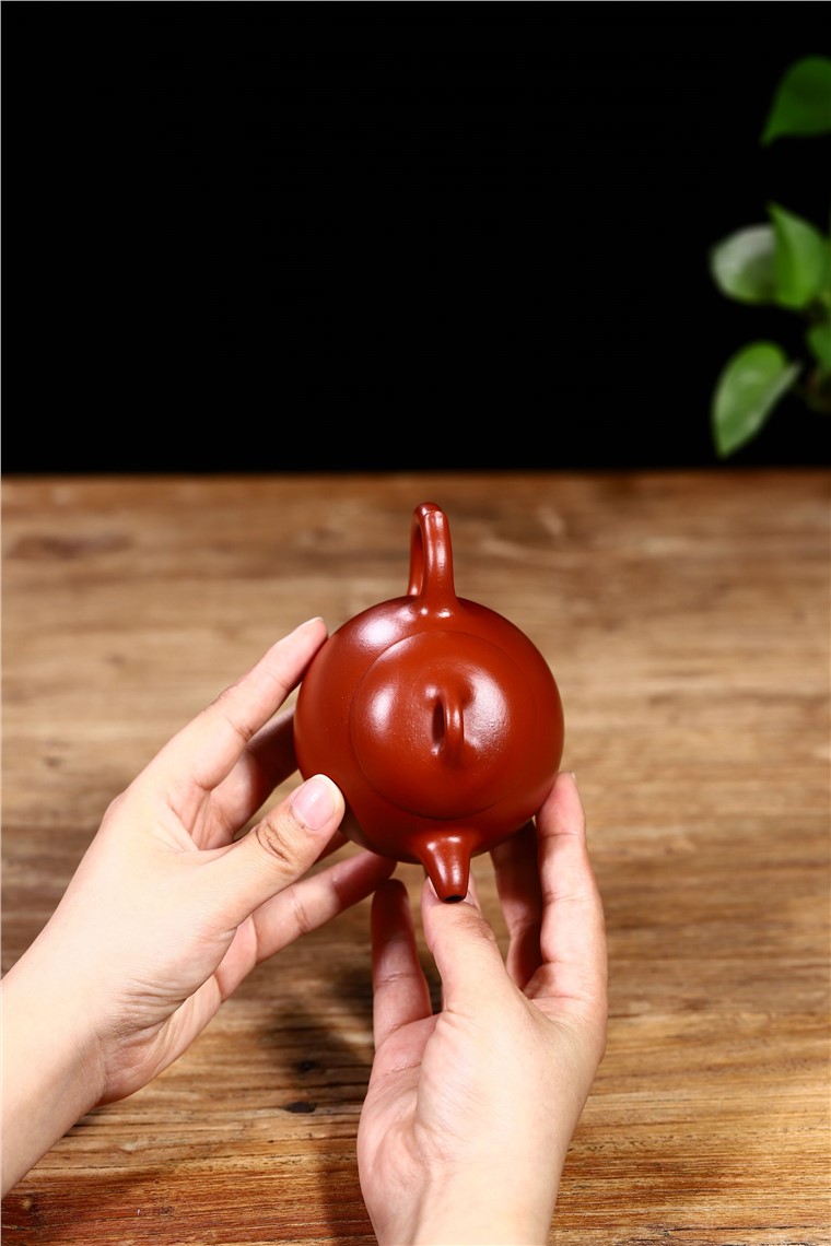周莹作品 秦权图片