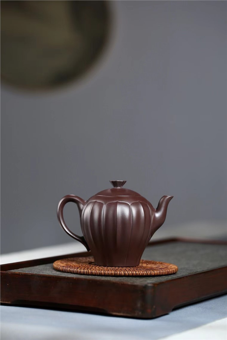 范建中作品 海棠图片