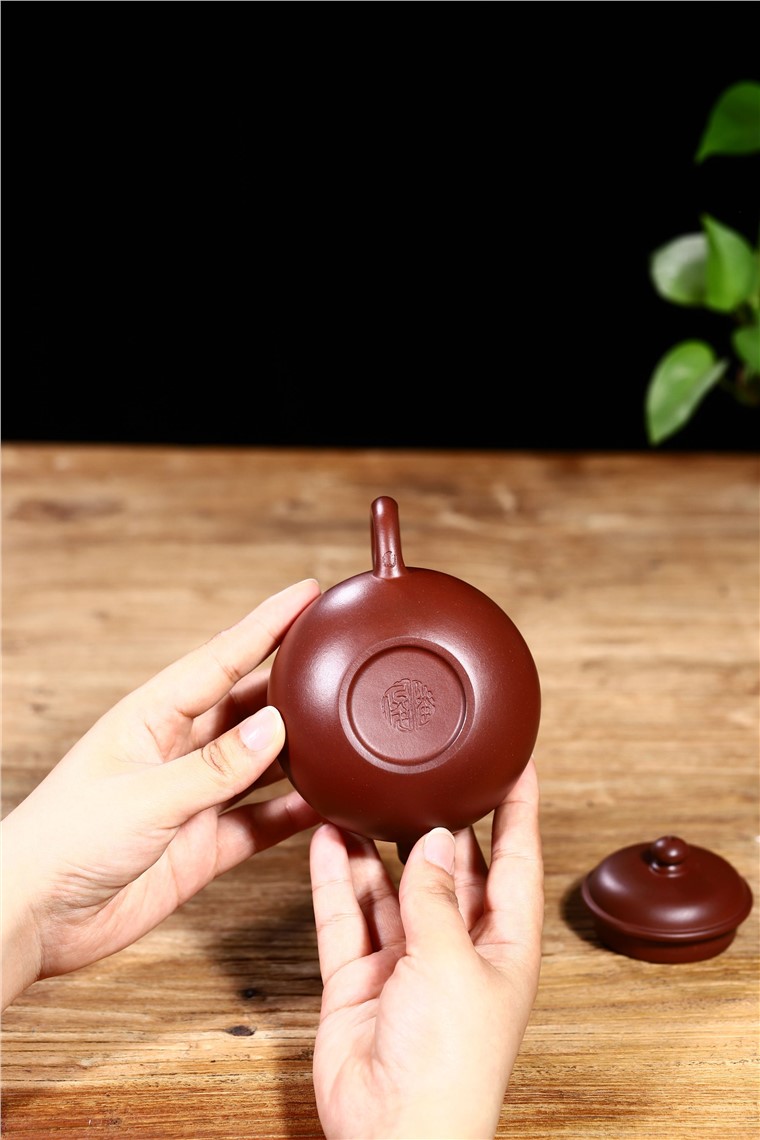 潘俊作品 吞云